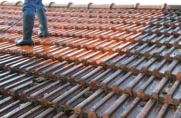 Rénovation et entretien de toiture en Haute-Savoie 74